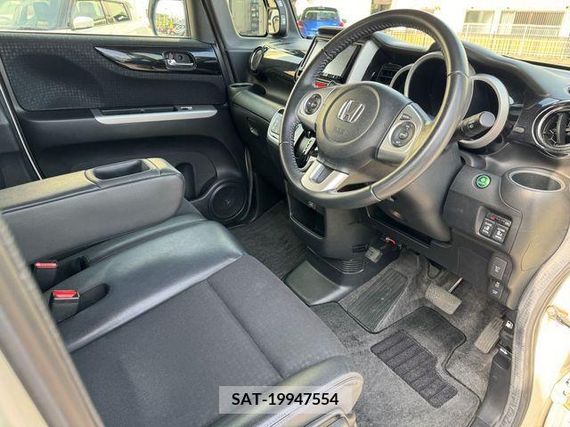 Honda N BOX CUSTOM 2015-03 212992-19