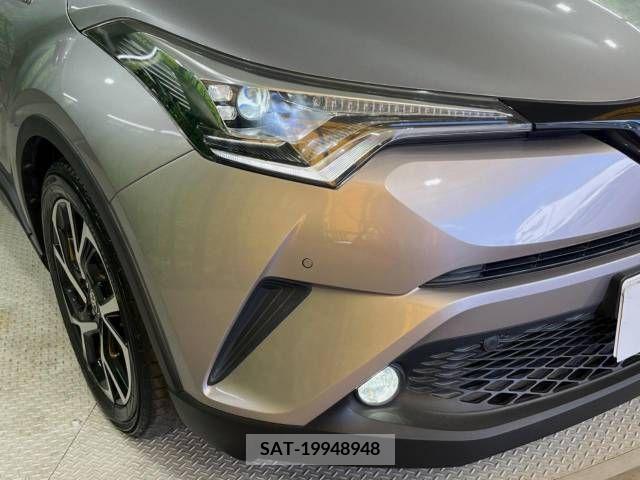 Toyota C-HR 2017-02 389954-12