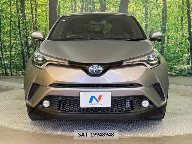 Toyota C-HR 2017-02 389954-14