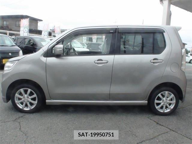 Suzuki WAGON R 2013-09 351872-4