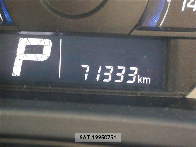 Suzuki WAGON R 2013-09 351872-19