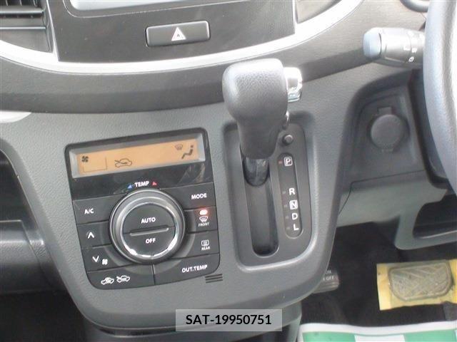 Suzuki WAGON R 2013-09 351872-9