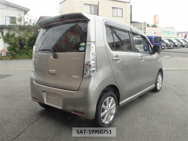 Suzuki WAGON R 2013-09 351872-6