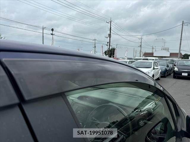 Toyota VITZ 2019-06 382988-26