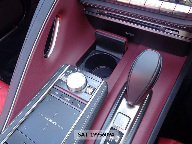 Lexus LC 2021-05 221961-15