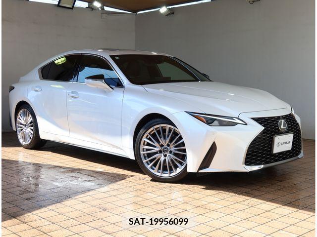Lexus IS 2023-06 275414-0