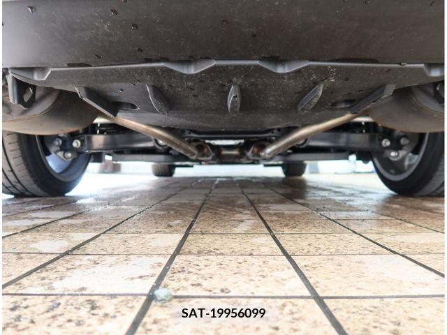 Lexus IS 2023-06 275414-25