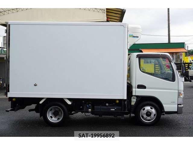 Mitsubishi CANTER 2018-01 381325-4