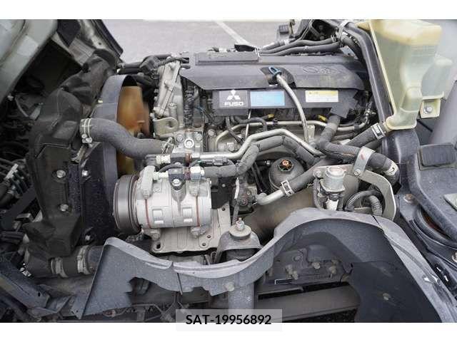 Mitsubishi CANTER 2018-01 381325-12