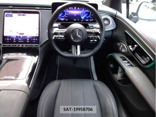 Mercedes Benz EQS 2022-10 219134-1