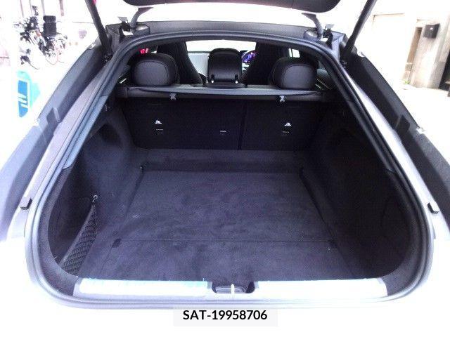 Mercedes Benz EQS 2022-10 219134-10