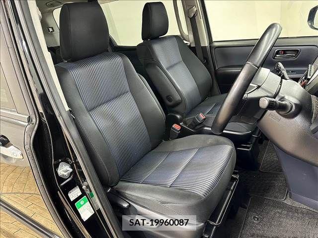 Toyota VOXY 2015-03 242264-4