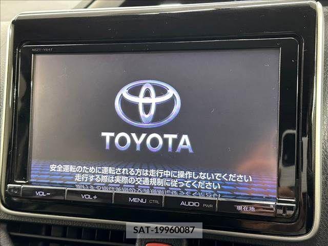Toyota VOXY 2015-03 242264-2