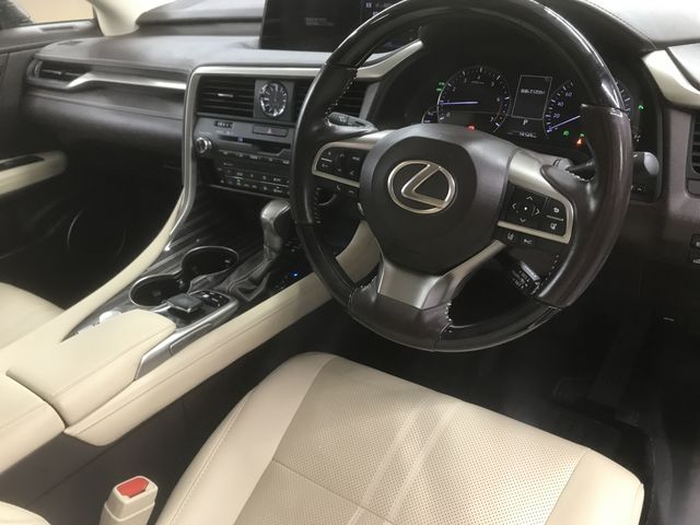 Lexus RX 2017-10 28151-1