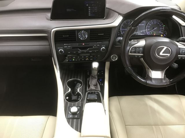 Lexus RX 2017-10 28151-3