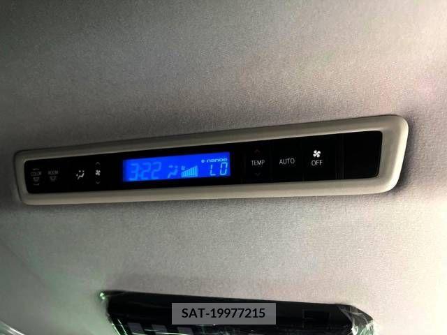 Toyota VELLFIRE 2016-08 341345-7