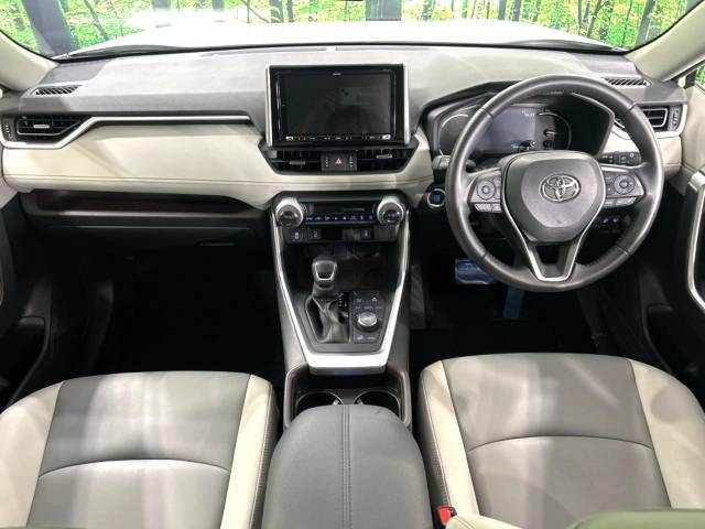 Toyota RAV4 2021-06 20346-1