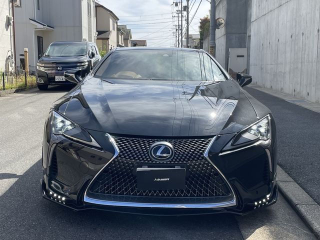 Lexus LC 2018-01 24658-9
