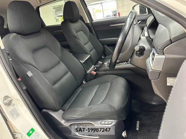 Mazda CX-5 2017-03 295950-7
