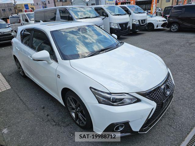 Lexus CT 2019-07 353928-1