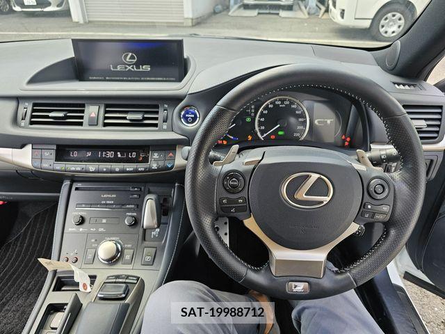 Lexus CT 2019-07 353928-11