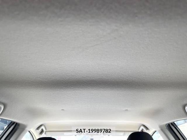 Toyota AQUA 2013-10 352837-19
