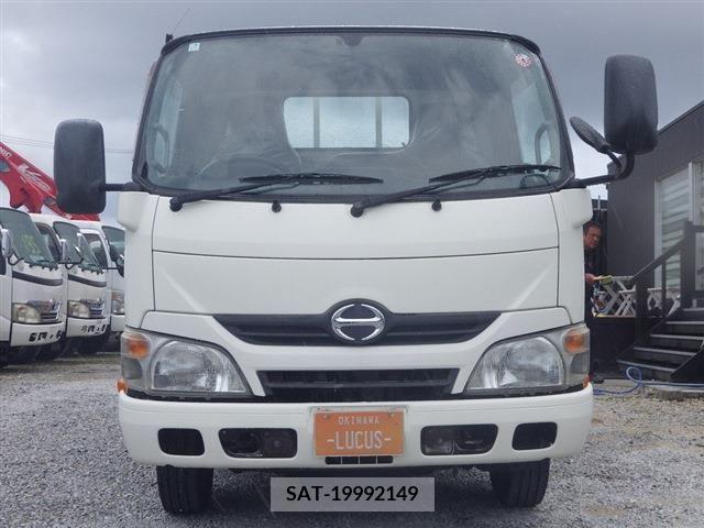 Hino DUTRO 2015-06 352129-2