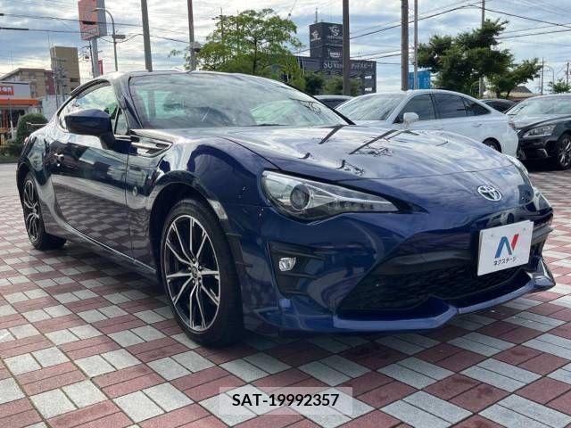 Toyota 86 2019-10 337640-16