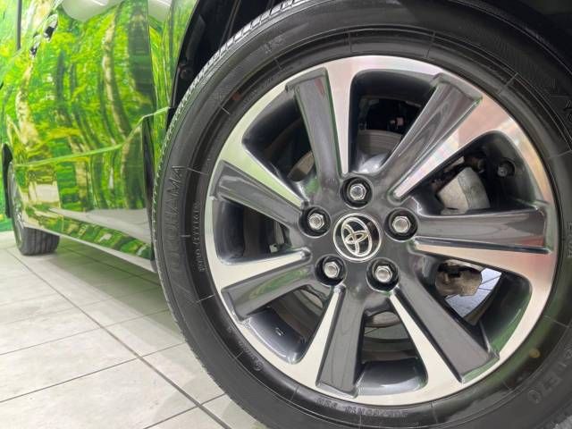 Toyota VOXY 2019-05 25457-14
