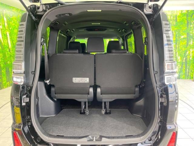 Toyota VOXY 2019-05 25457-12