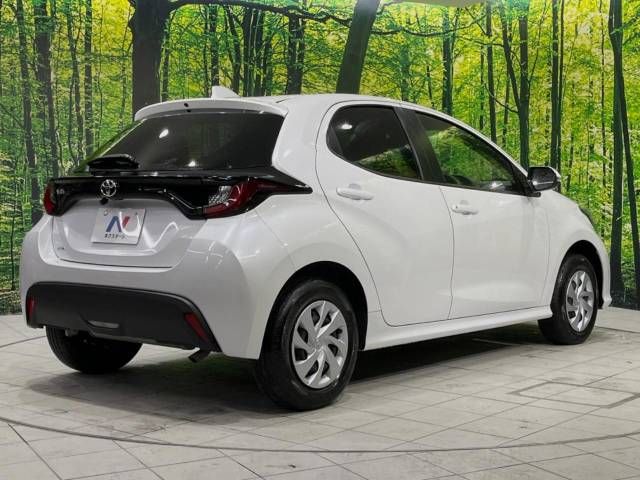 Toyota YARIS 2022-11 189957-17
