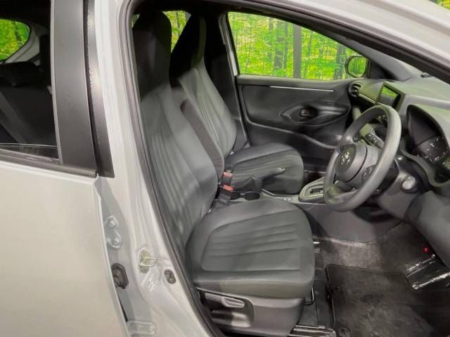 Toyota YARIS 2022-11 189957-8
