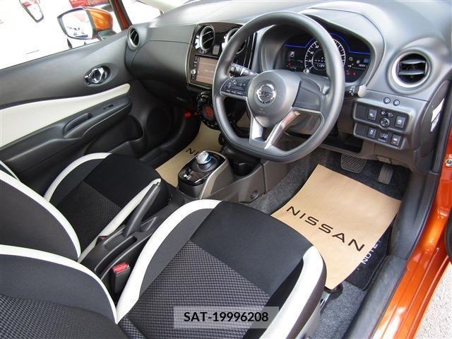Nissan NOTE 2019-05 213388-5