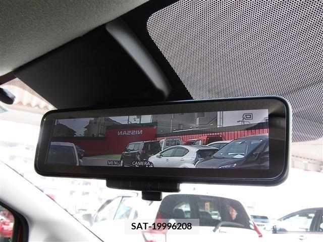 Nissan NOTE 2019-05 213388-16