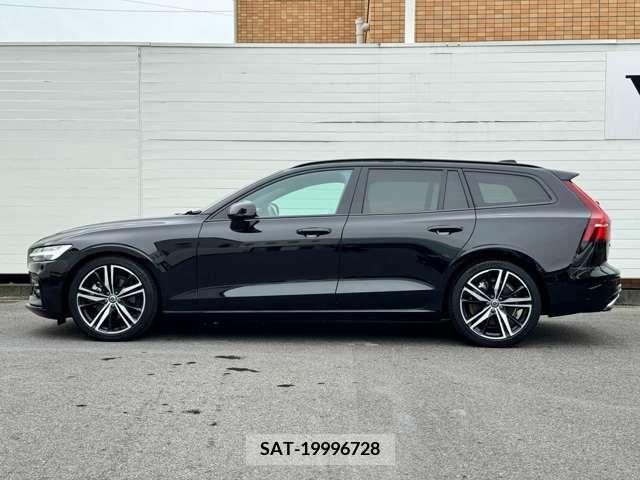 Volvo V60 2022-03 335396-2