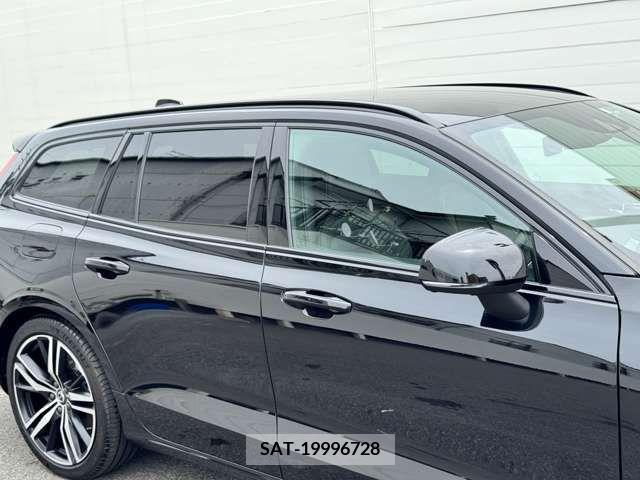 Volvo V60 2022-03 335396-14