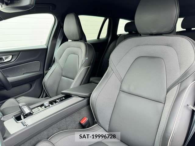 Volvo V60 2022-03 335396-10