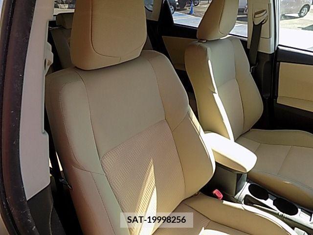 Toyota AURIS 2013-02 209627-9