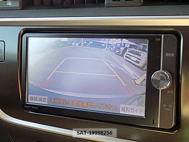 Toyota AURIS 2013-02 209627-15