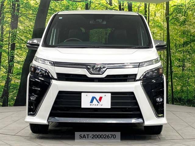 Toyota VOXY 2018-10 332514-14