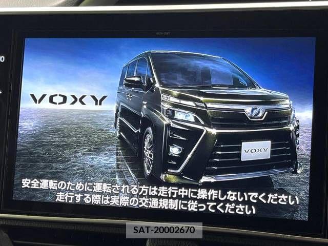 Toyota VOXY 2018-10 332514-4