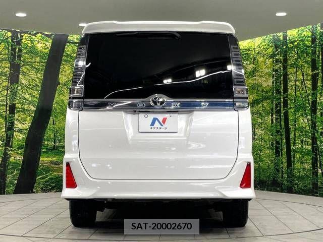 Toyota VOXY 2018-10 332514-15
