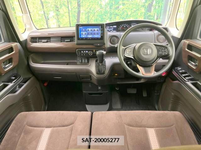Honda N BOX 2019-06 364613-1