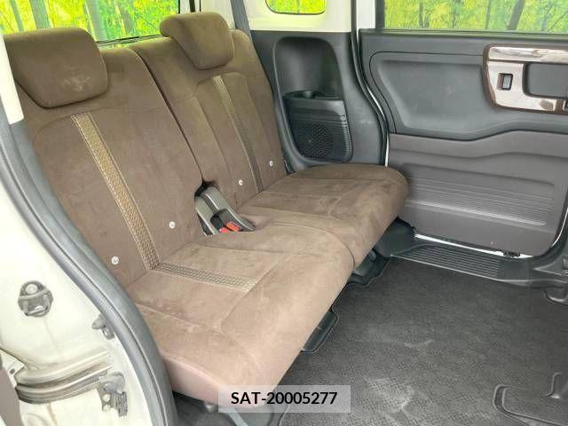 Honda N BOX 2019-06 364613-9