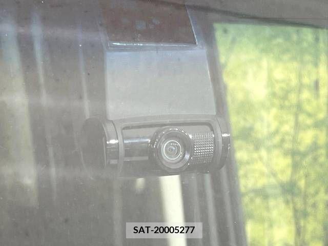 Honda N BOX 2019-06 364613-5