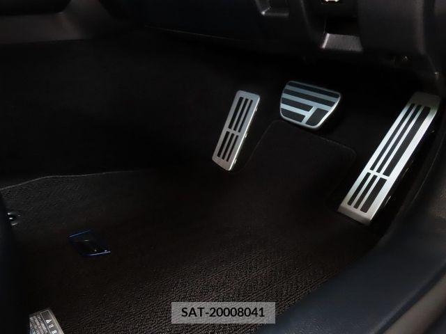 Lexus RC F 2023-06 362989-19