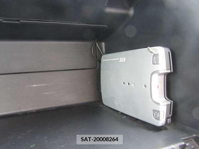 Mitsubishi TOPPO 2011-04 304903-3