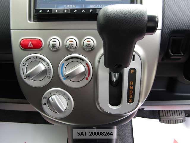 Mitsubishi TOPPO 2011-04 304903-5