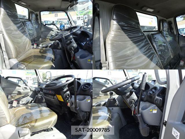 Hino DUTRO 2018-09 267730-13