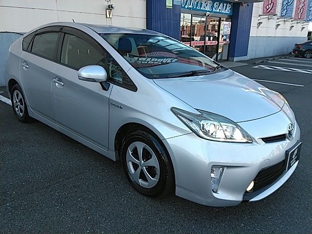 Toyota PRIUS 2013-12 196725-6